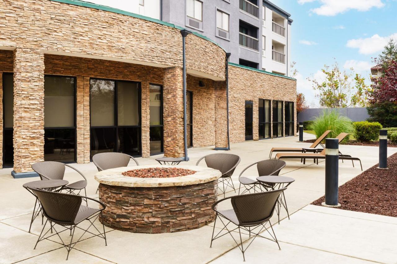 Hotel Courtyard By Marriott Sacramento Folsom Exterior foto